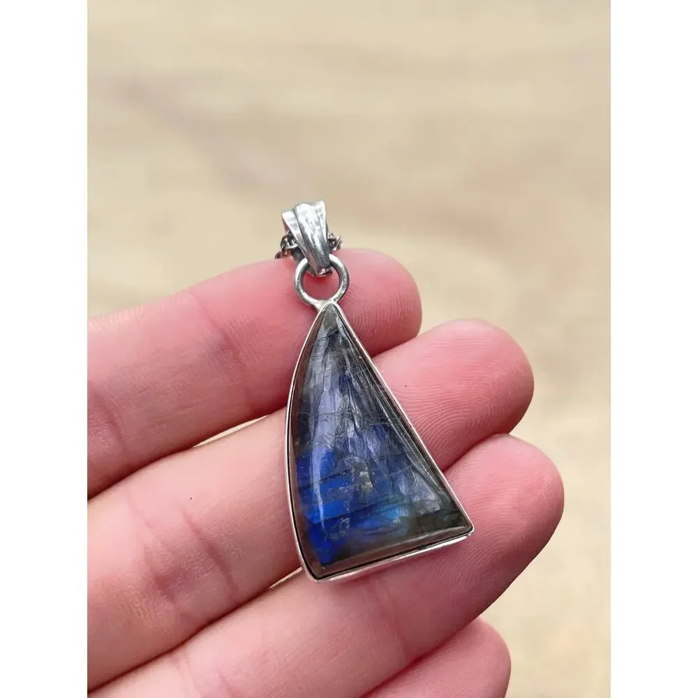 Vintage Labradorite Sterling Silver Pendant Necklace